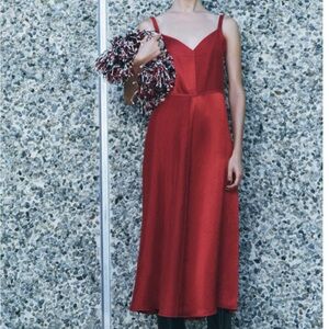 ZARA SATIN EFFECT SLIP DRESS ZW COLLECTION
RED